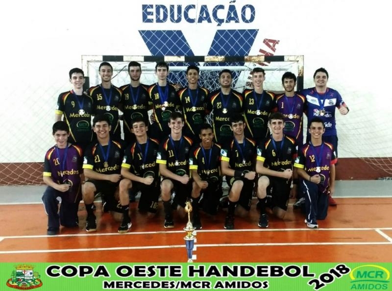 Mercedes conquista título da 3ª Copa Oeste de Handebol Sub-14 - Município  de Mercedes - PR