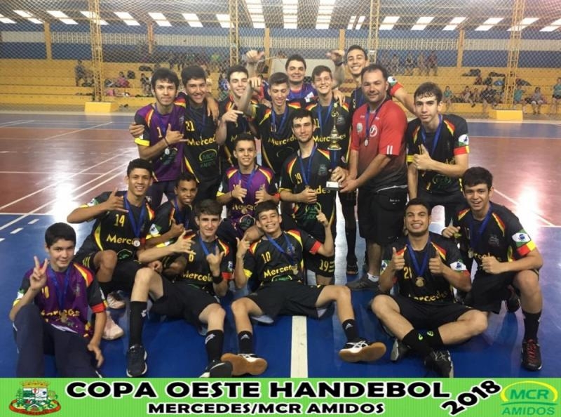 Mercedes conquista título da 3ª Copa Oeste de Handebol Sub-14 - Município  de Mercedes - PR