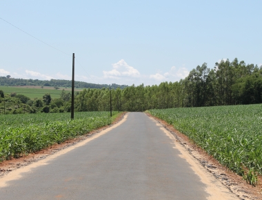 Implantação de asfalto na Linha São Marcos é concluída