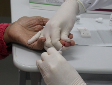 Secretaria de Saúde está oferecendo testes rápidos de Hepatite B e C