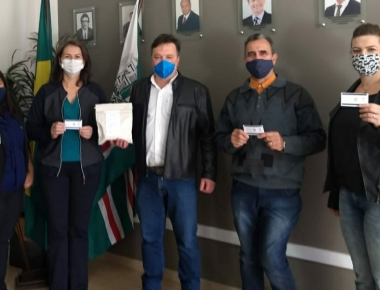 Mercedes inicia nesta terça-feira a entrega dos cartões do Programa Comida Boa