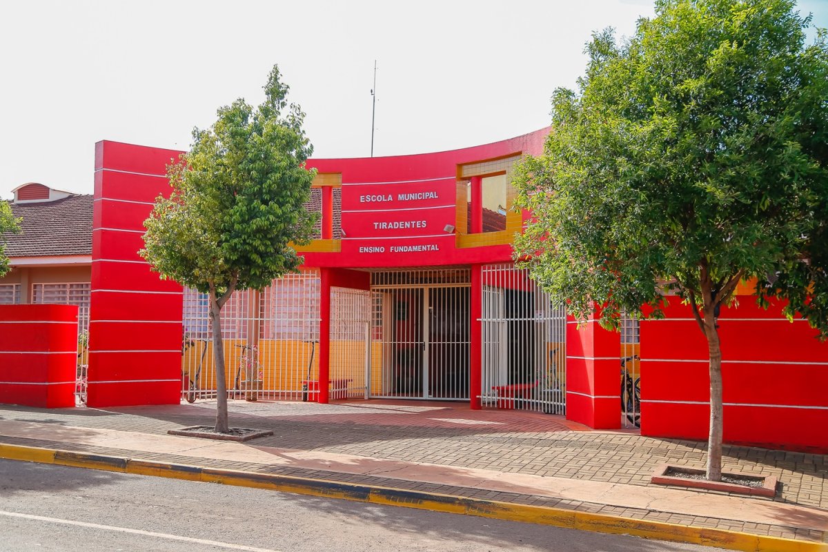 Nunca é tarde para aprender: Educação de Jovens e Adultos abre matrículas