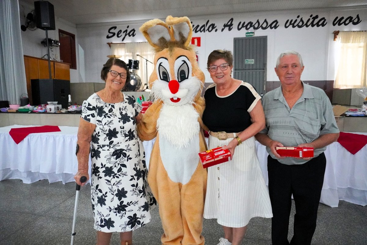 Páscoa é celebrada com união e alegria no Clube de Idosos Fé e Esperança